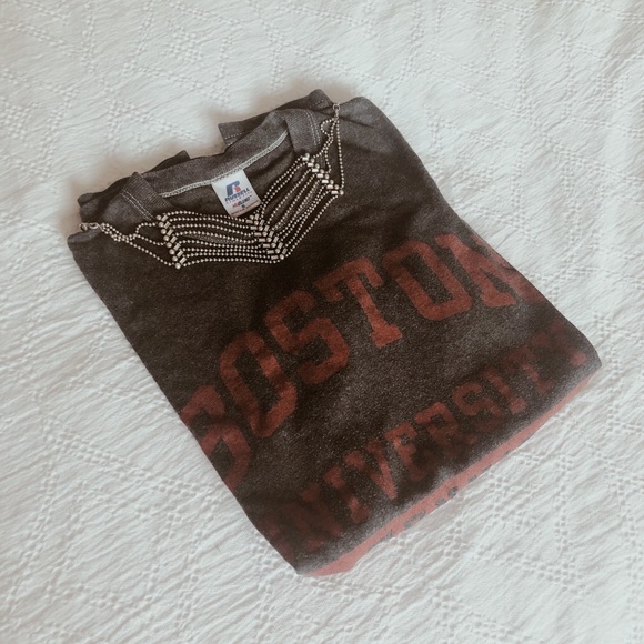 Vintage Tops - * FLASH SALE* Vintage Boston University Tee Vintage Tops - * FLASH SALE* Vintage Boston University Tee